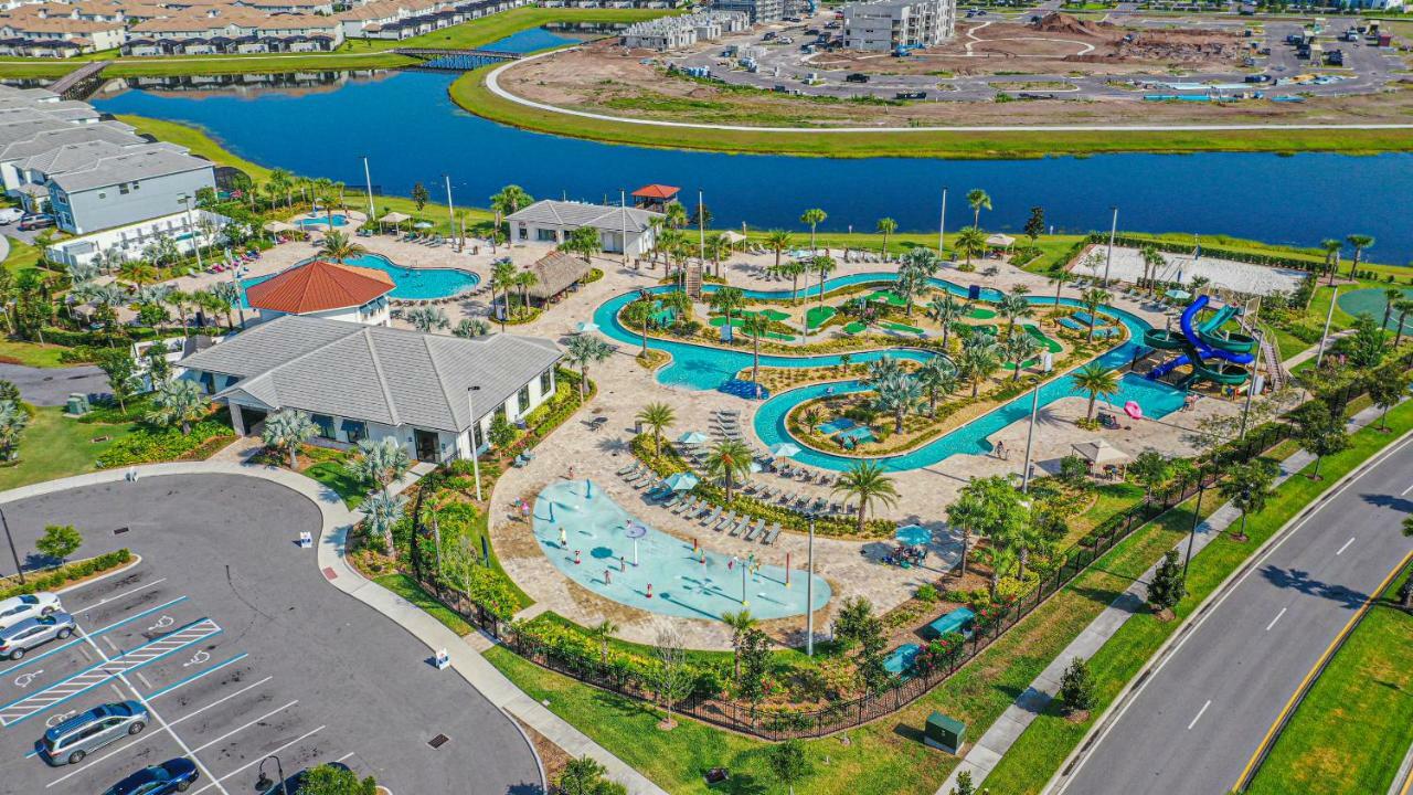 Only 5 Miles From Disney! Free Water Park! 2 Bed, 2 Bath Condo, Sleeps 8 Kissimmee Exterior foto