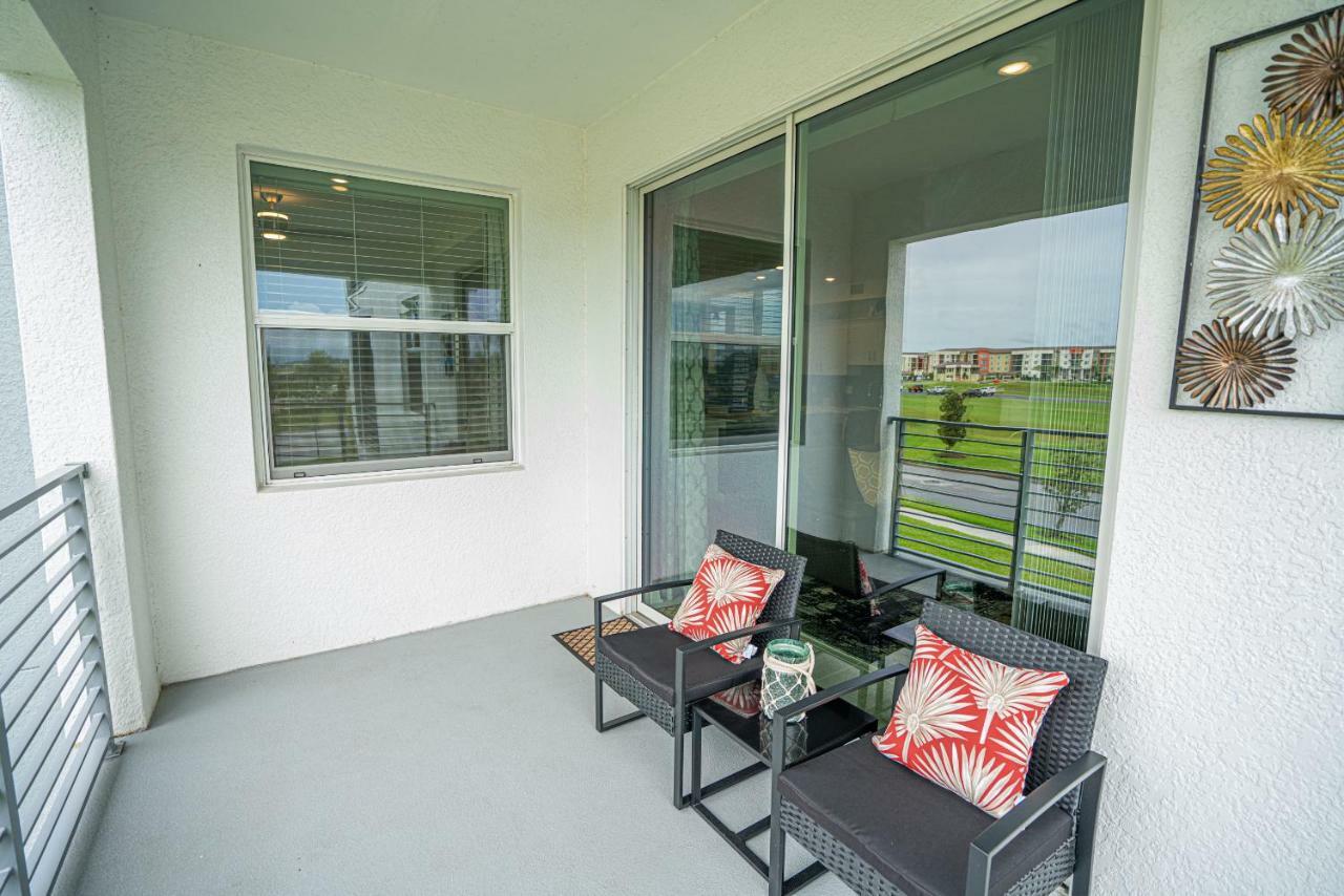 Only 5 Miles From Disney! Free Water Park! 2 Bed, 2 Bath Condo, Sleeps 8 Kissimmee Exterior foto