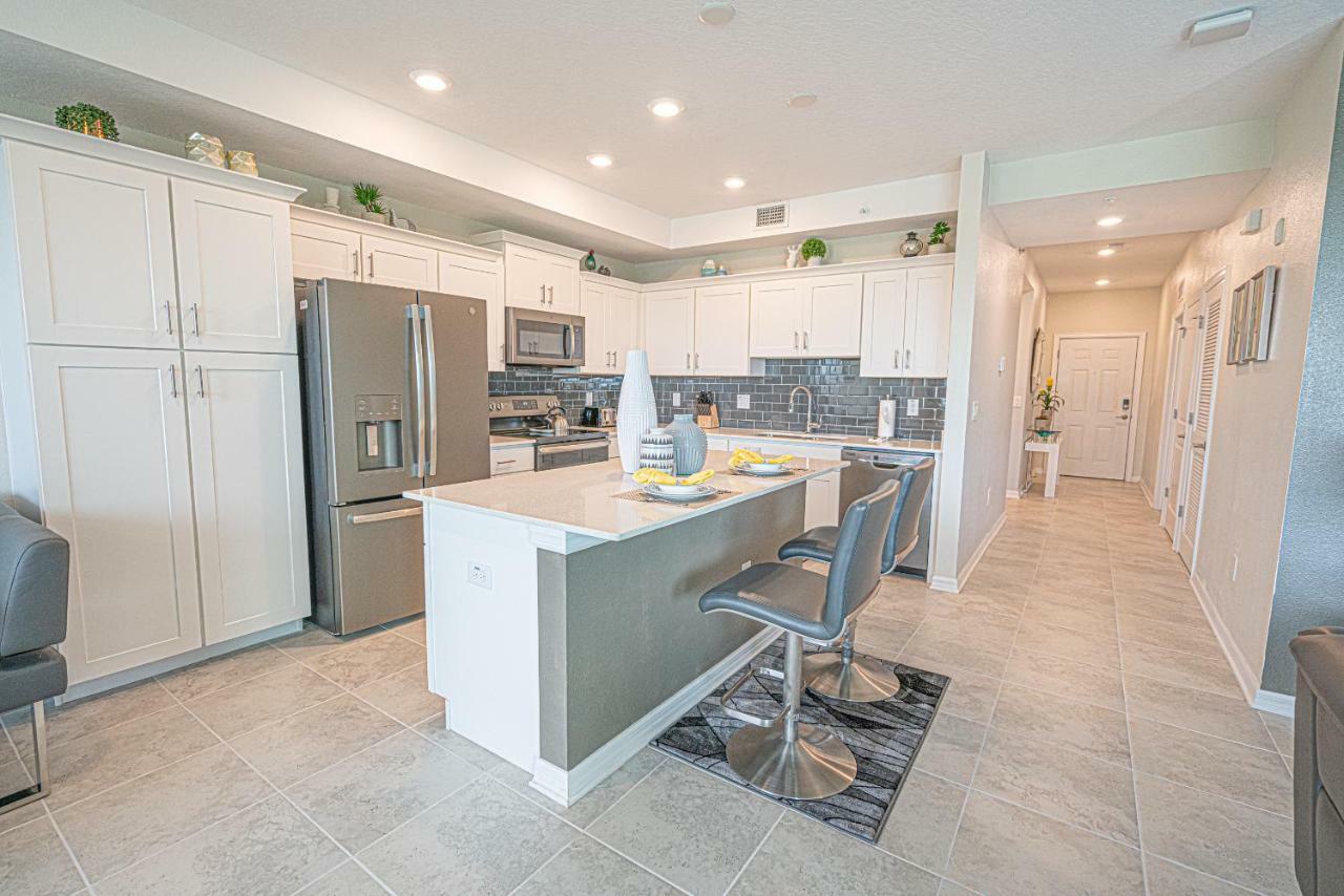 Only 5 Miles From Disney! Free Water Park! 2 Bed, 2 Bath Condo, Sleeps 8 Kissimmee Exterior foto